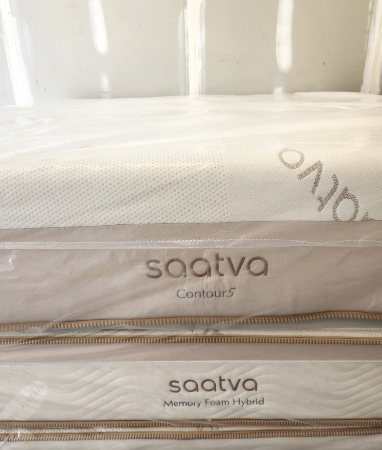 Saatva Contour5