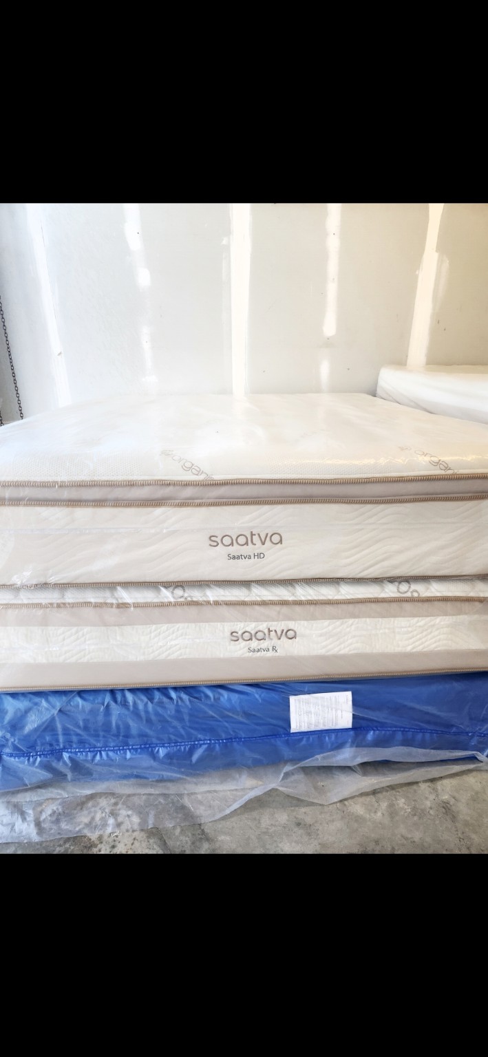 Saatva HD mattress